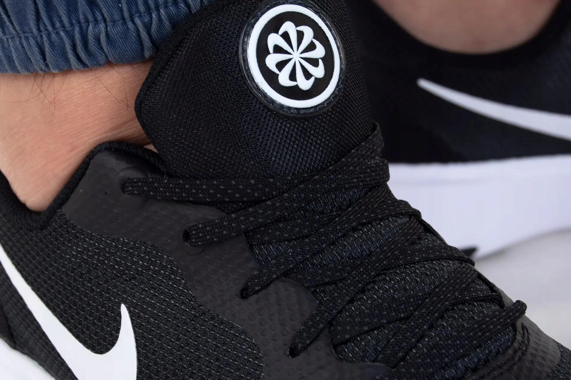 Zapatillas Nike City Rep TR Negro 4/5