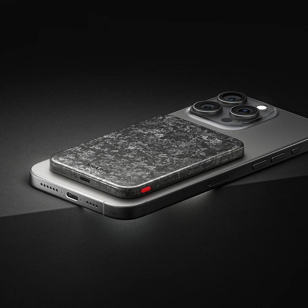 CarbonMag 5K – Power bank 5.000mAh, MagSafe, wireless e USB-C 5/7