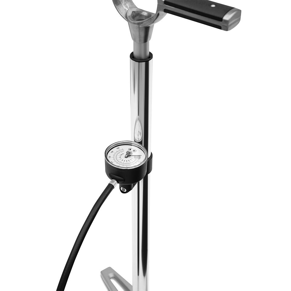 Pompe à pied KLIC avec manomètre analogique 2/3