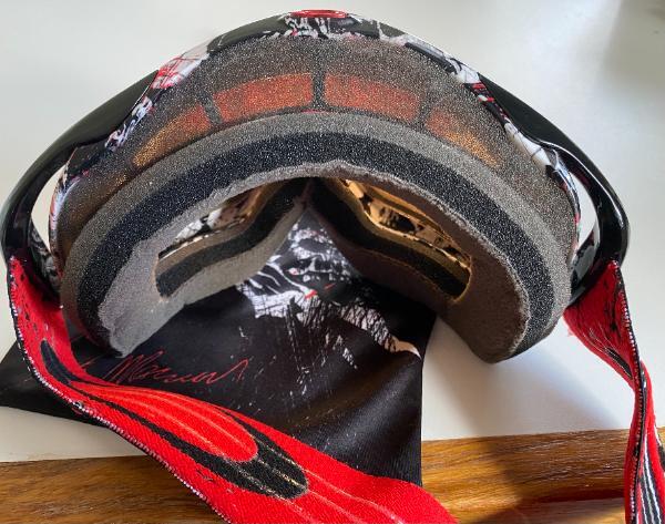 Entre Particuliers - OAKLEY "CROWBAR SETH MORRISON" avec étui 3/5