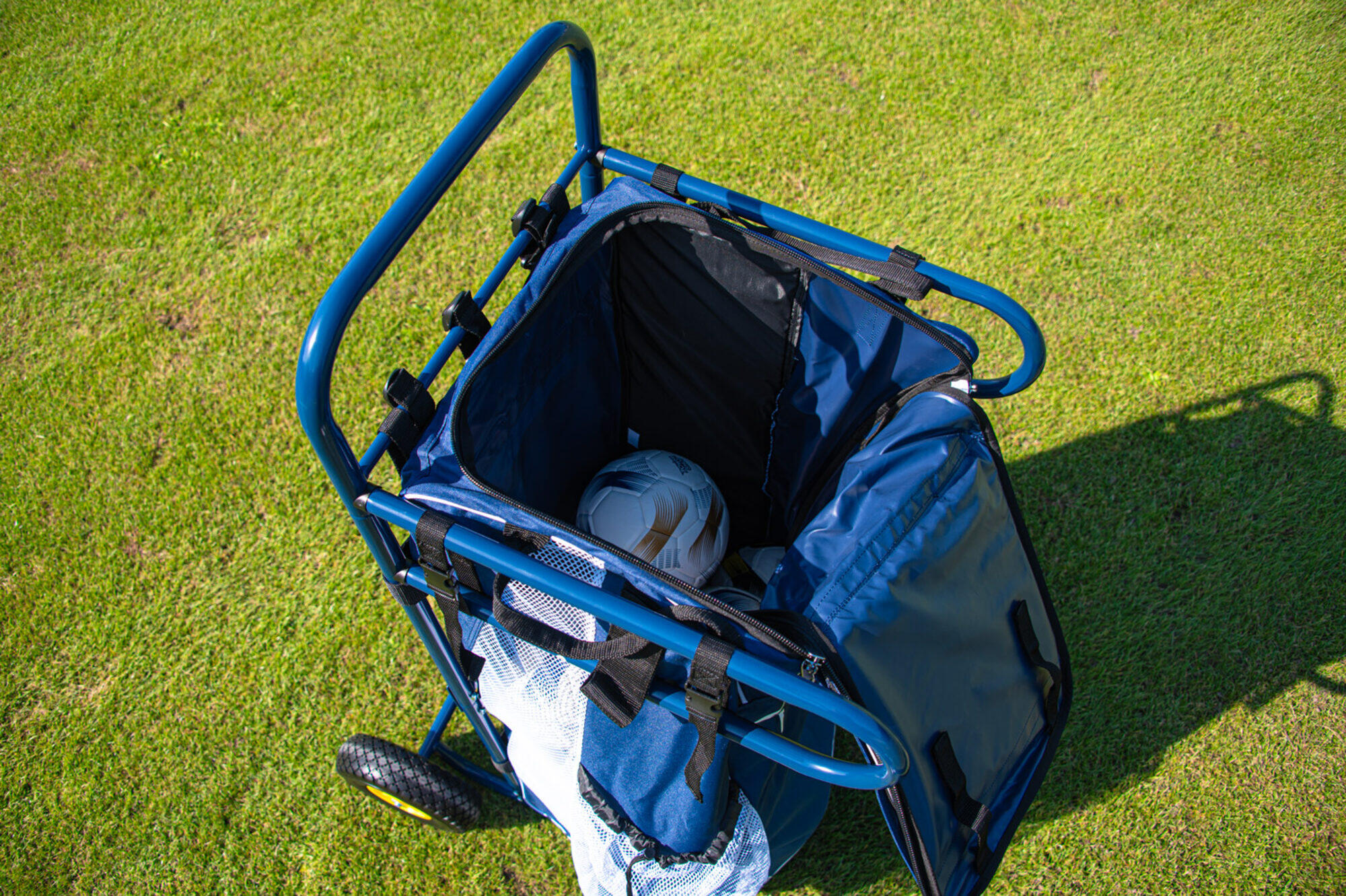 Trolley per attrezzature multisport (blu) - Ideale per riporre l'attrezzatura 3/8