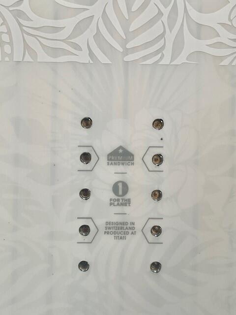 Entre Particuliers - Snowboard Nidecker Neuf 3/5