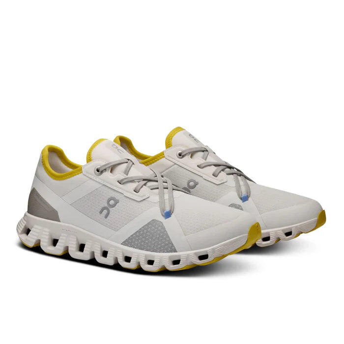 On Cloud X AD Runningschuhe Damen 4/5