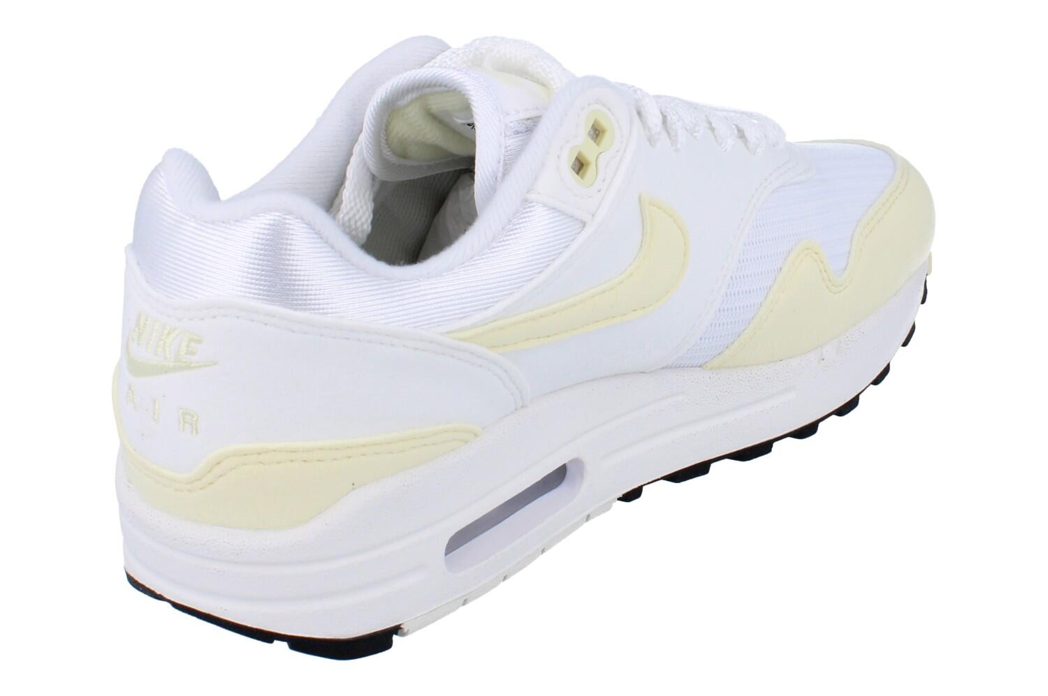 Air Max 1 Womens Trainers 3/5