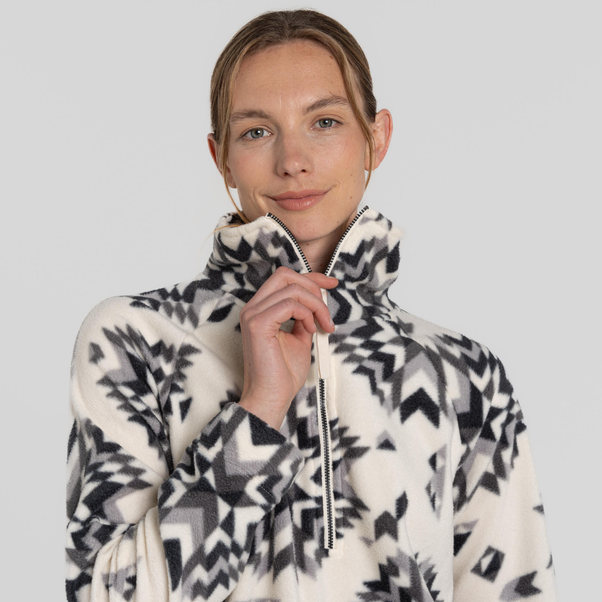 Womens Lago Half Zip Fleece 4/4