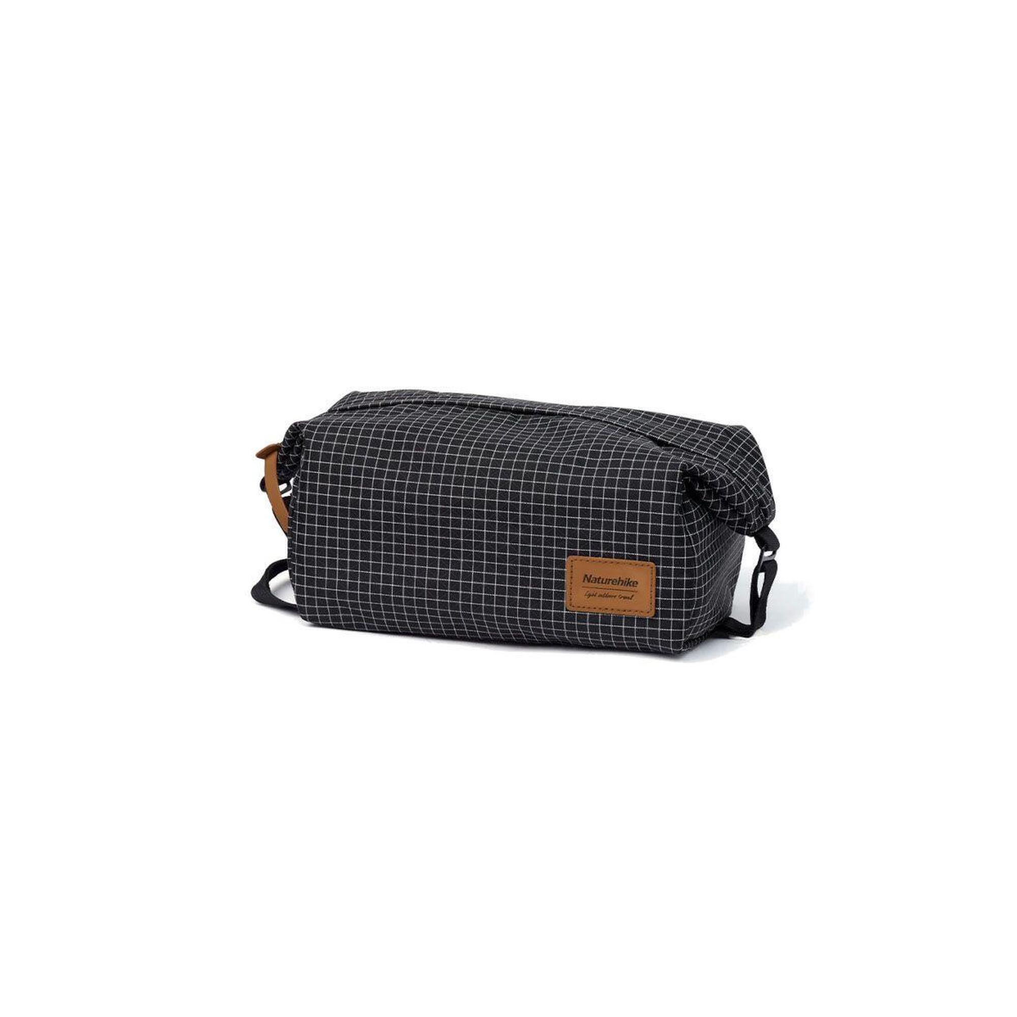 Geantă pentru cosmetice 3L XS01 Updated negru