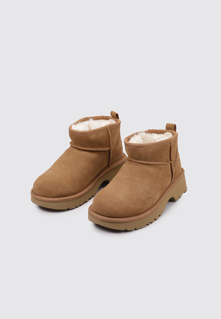 Sandale
Botte esquimau Baskets Enfants UGG Classic Ultra Mini New Heights Cui 2/5
