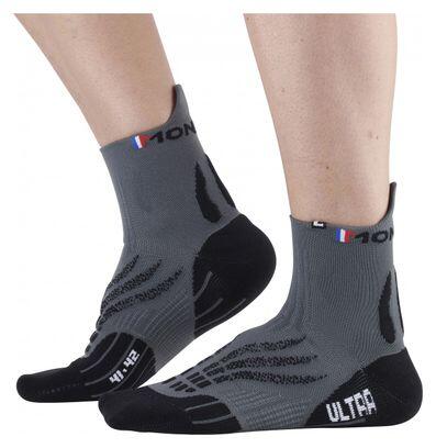 RUN ULTRA - Chaussettes de trail avec tricotage renforcé autour de la cheville.