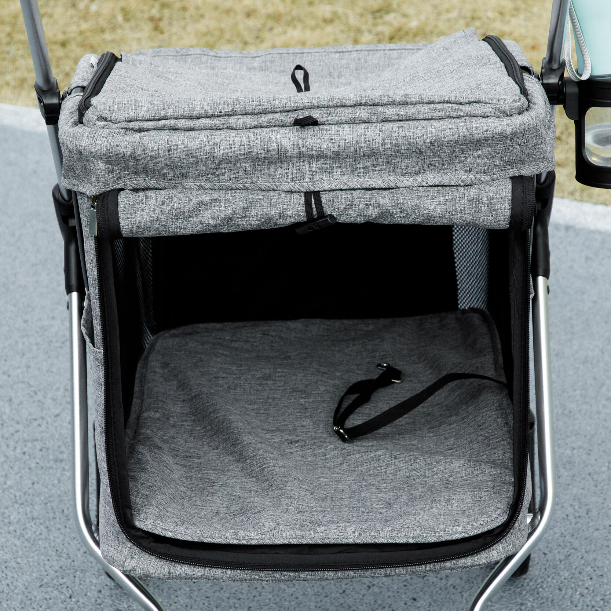 Cochecito para Perros PawHut 80x48.5x106 cm Gris Claro 5/7