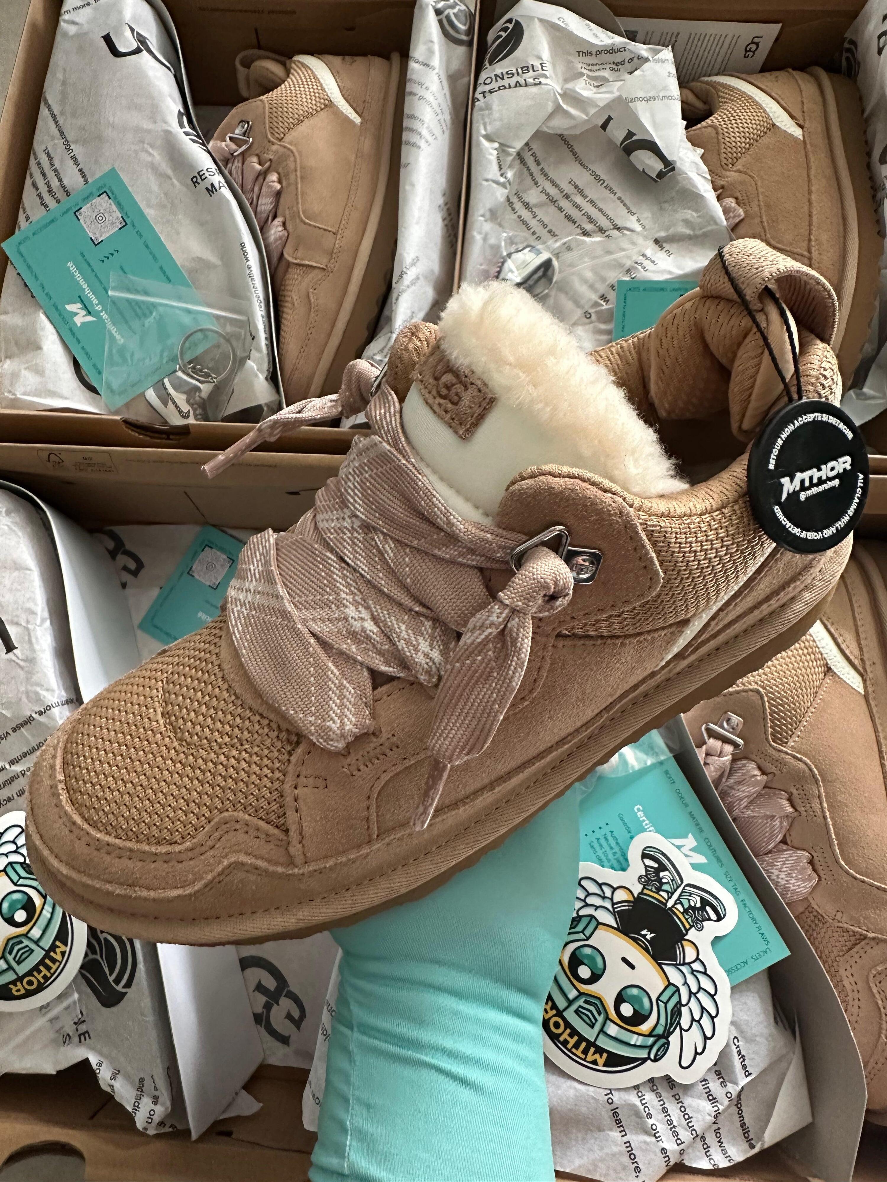 UGG Lowmel Sand Enfant 2/7