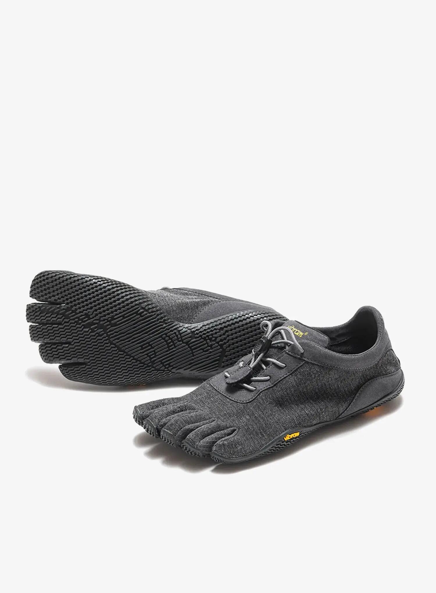 FIVEFINGERS picture