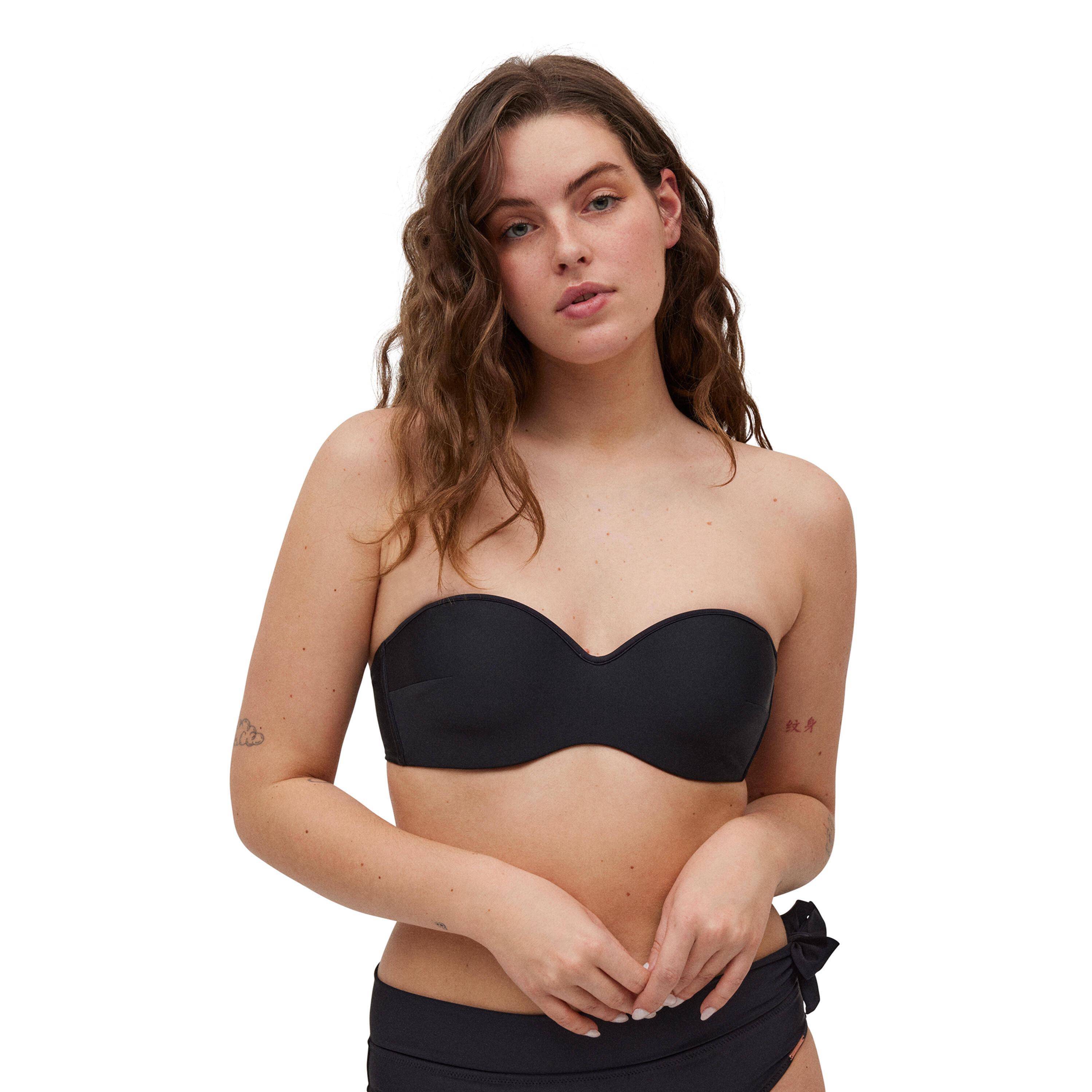 YSABEL MORA Top bikini bandeau negro copas B y D