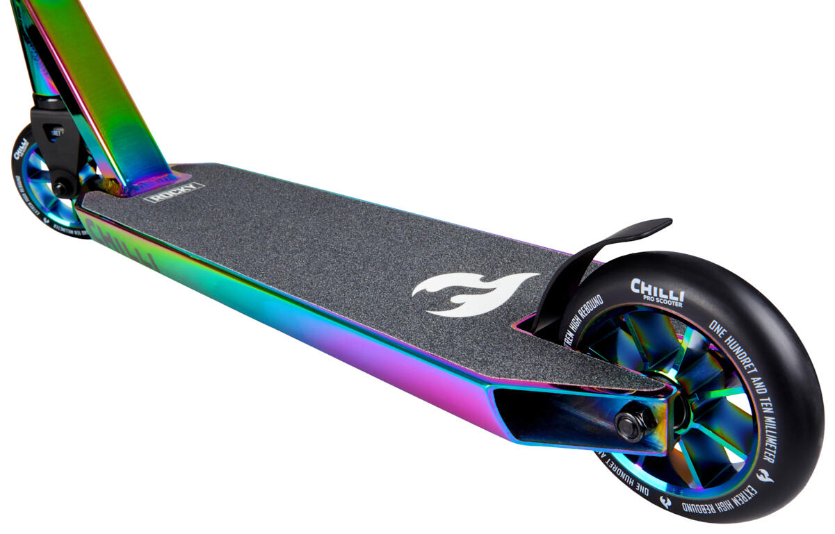 Chilli Pro Base Rocky Stunt-scooter H=82cm neochrome + Fantic26 Griptape 6/7