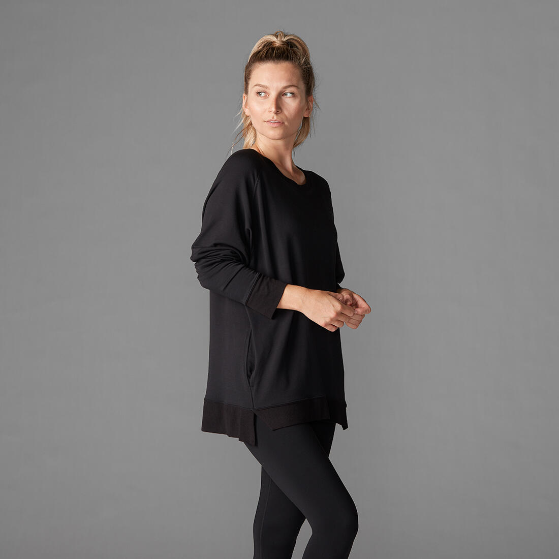 Womens/Ladies Cozy Sweatshirt (Black) 3/4