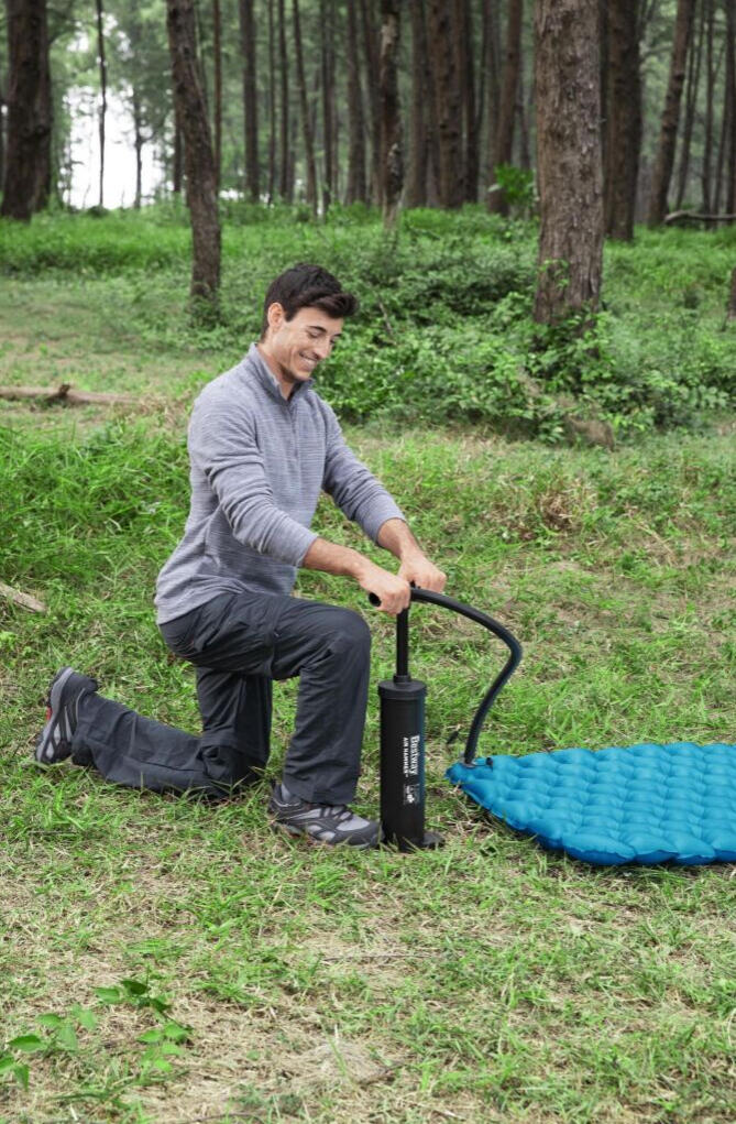 Bomba de mão Bestway 48 cm para produtos infláveis 2/5