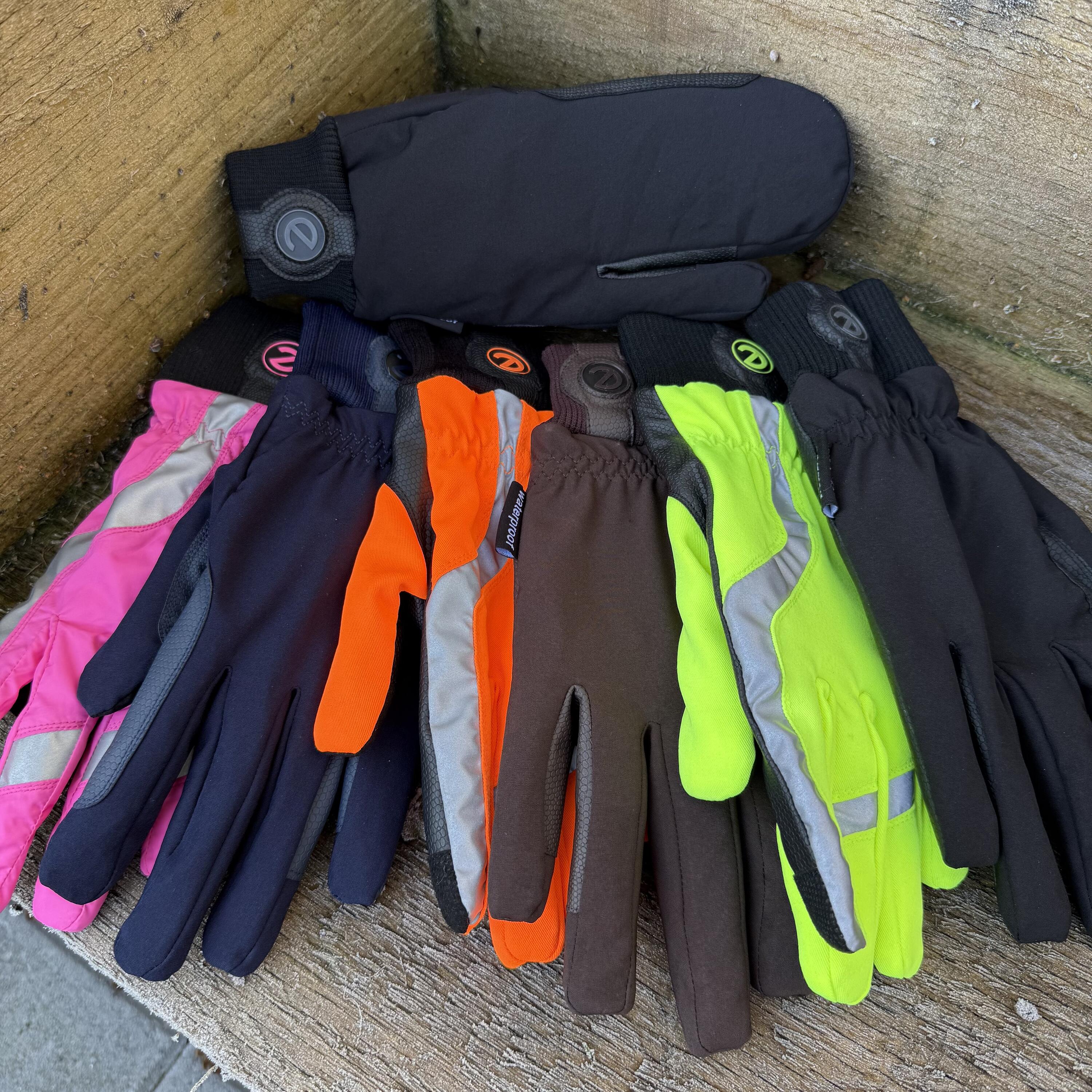 eQUEST Waterproof - Award Winning Waterproof Equestrian Riding & Yard Gloves 6/6