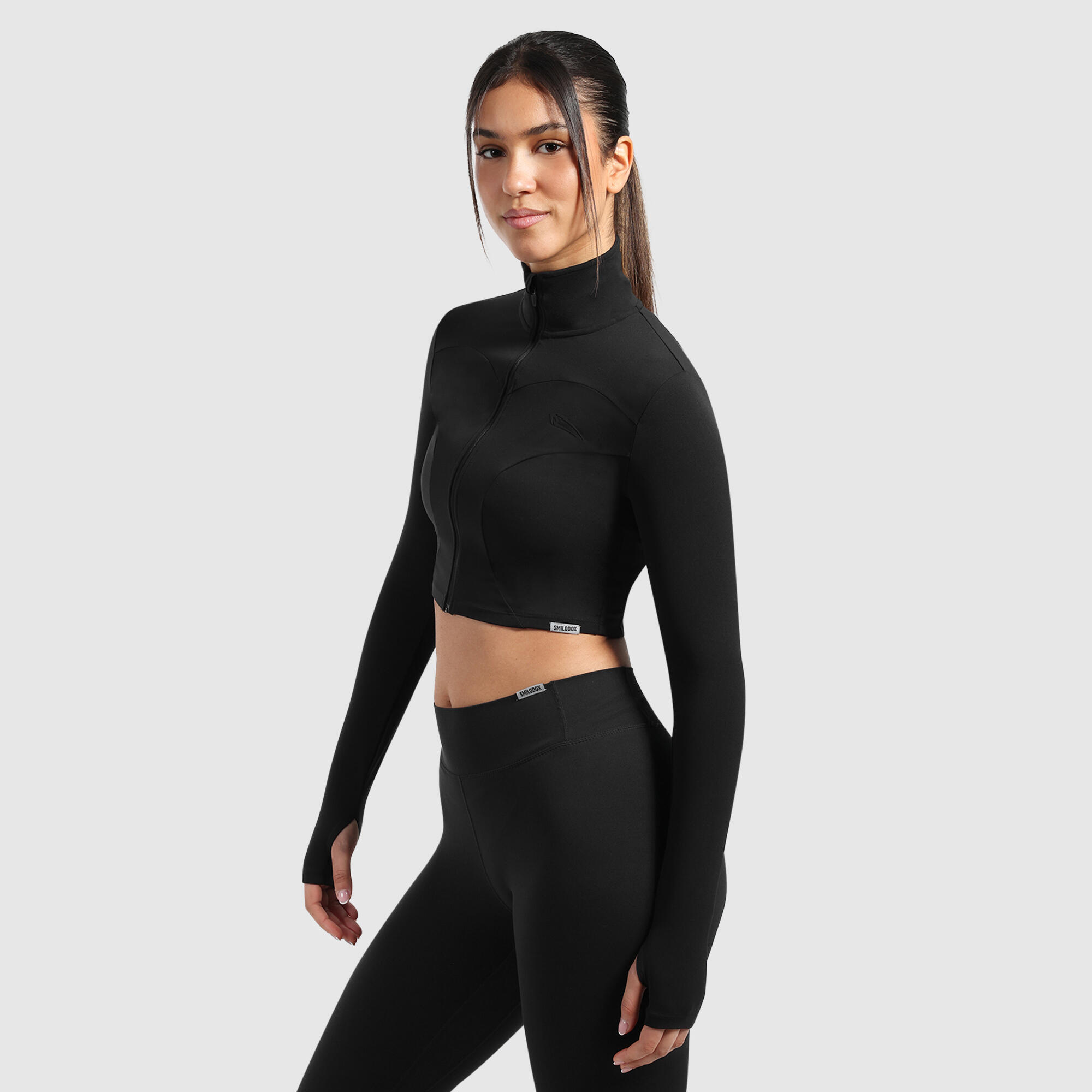 Damen Crop Jacke Brianna Schwarz 2/6
