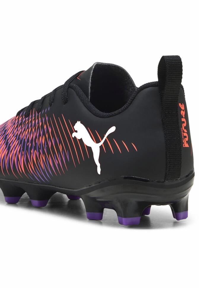 Młodzieżowe buty piłkarskie FUTURE 8 PLAY FG/AG PUMA Black White Glowing Red