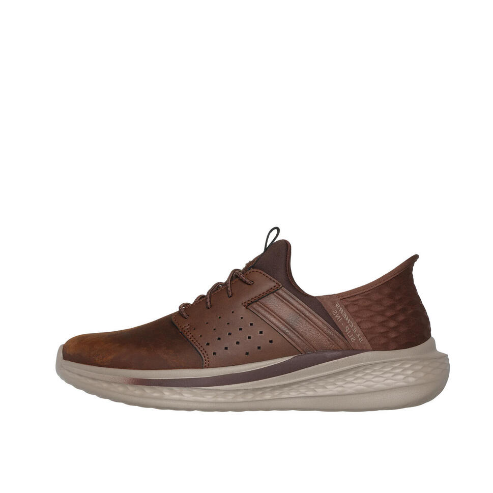 Kapcie SKECHERS SLIP-INS SLADE - ZACHARY Brązowy
