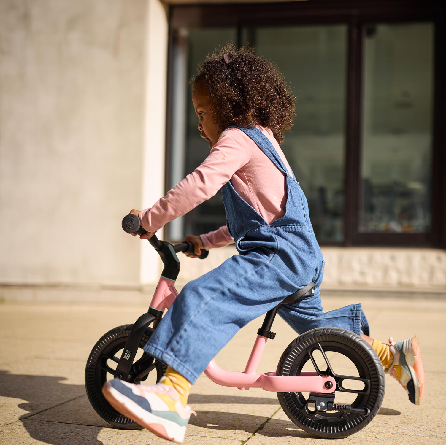 Draisienne pour Enfants, 2+ Ans, 10 Pouces, MOOV 10 Rose 2/7