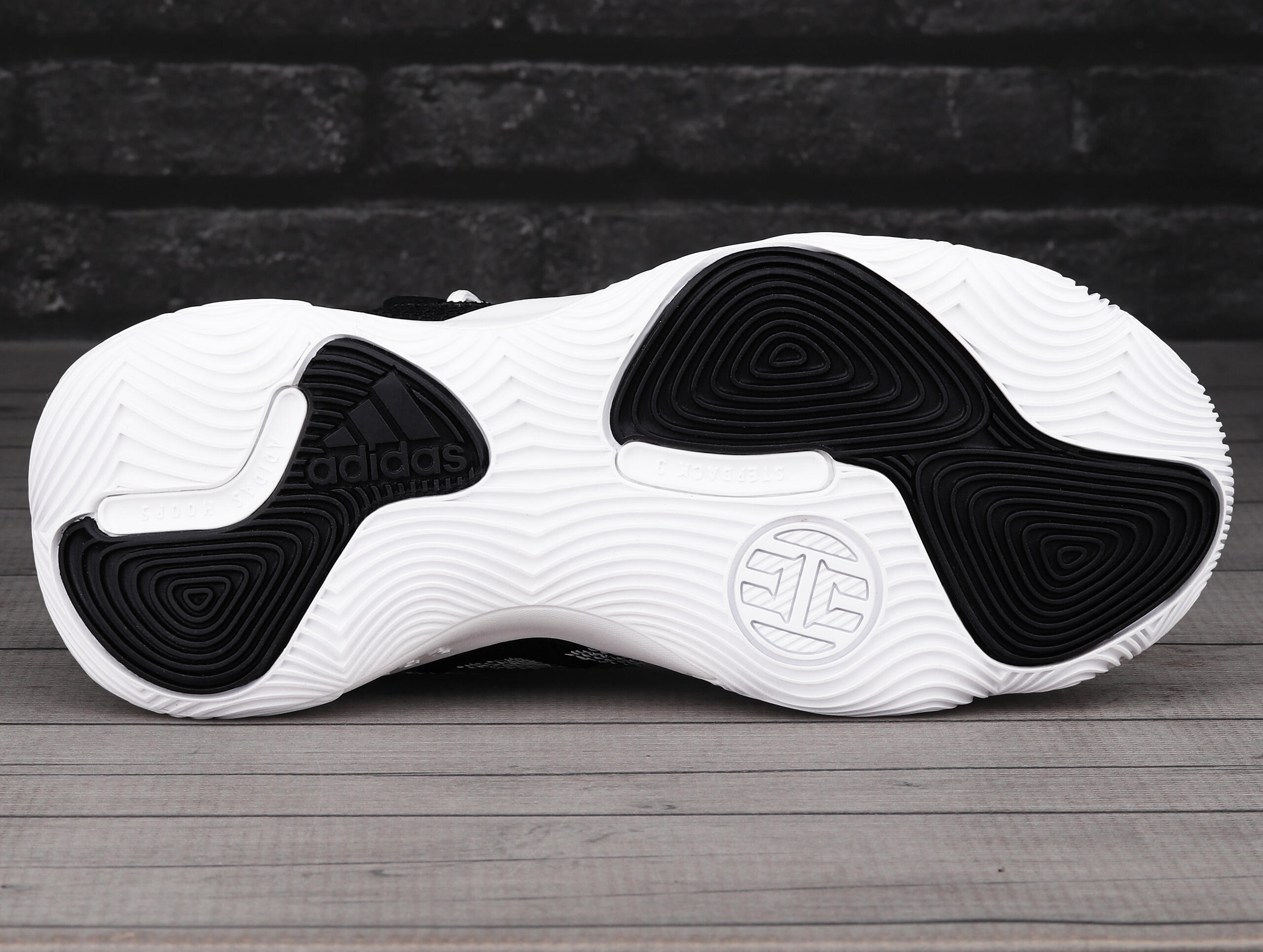 Scarpe adidas Harden Stepback 3.0 nero e bianco 6/7