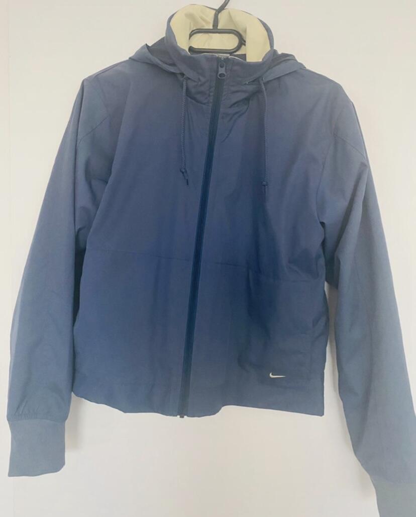 NIKE picture