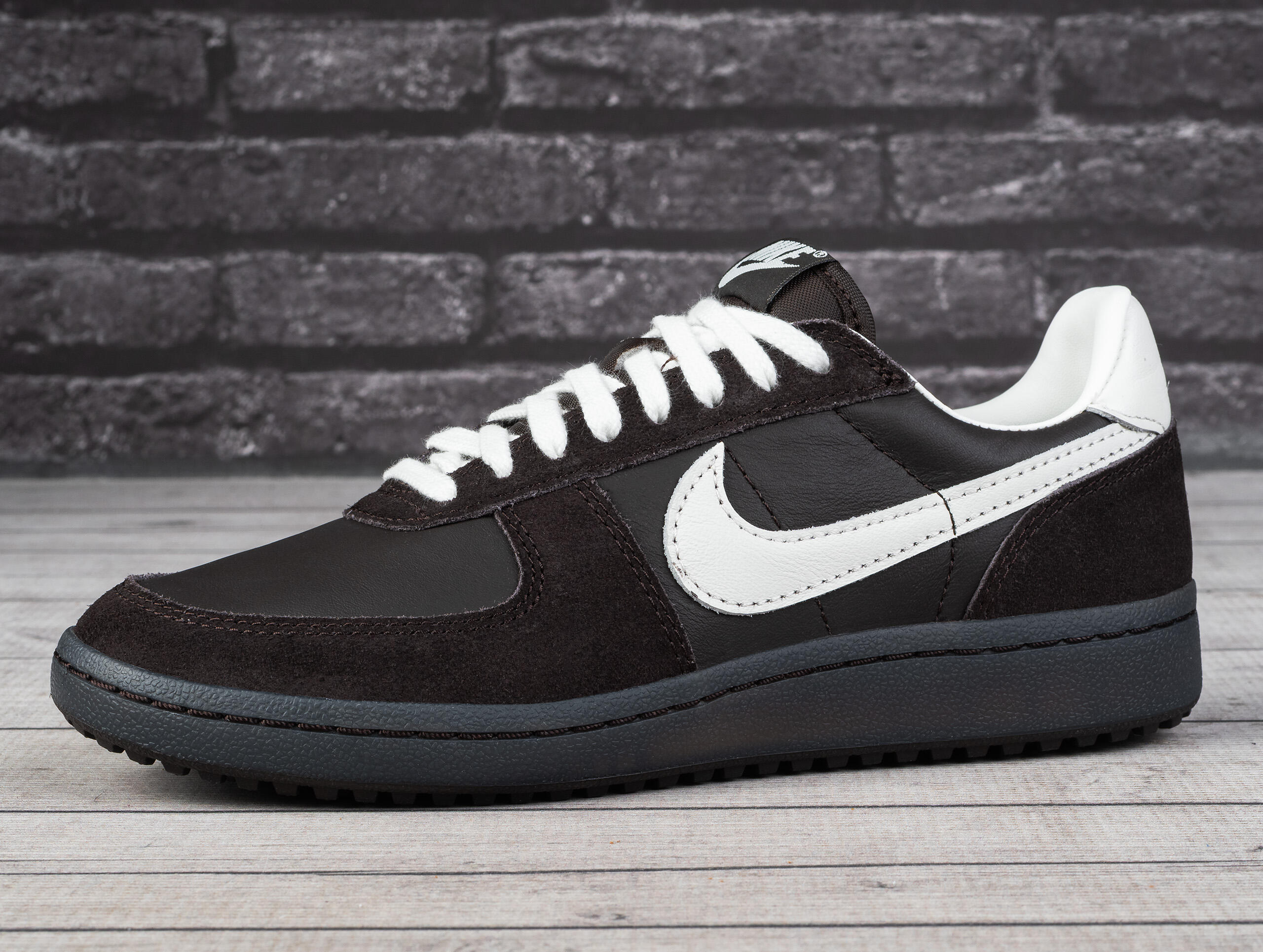 Buty męskie sportowe do chodzenia Nike FIELD GENERAL 3/7
