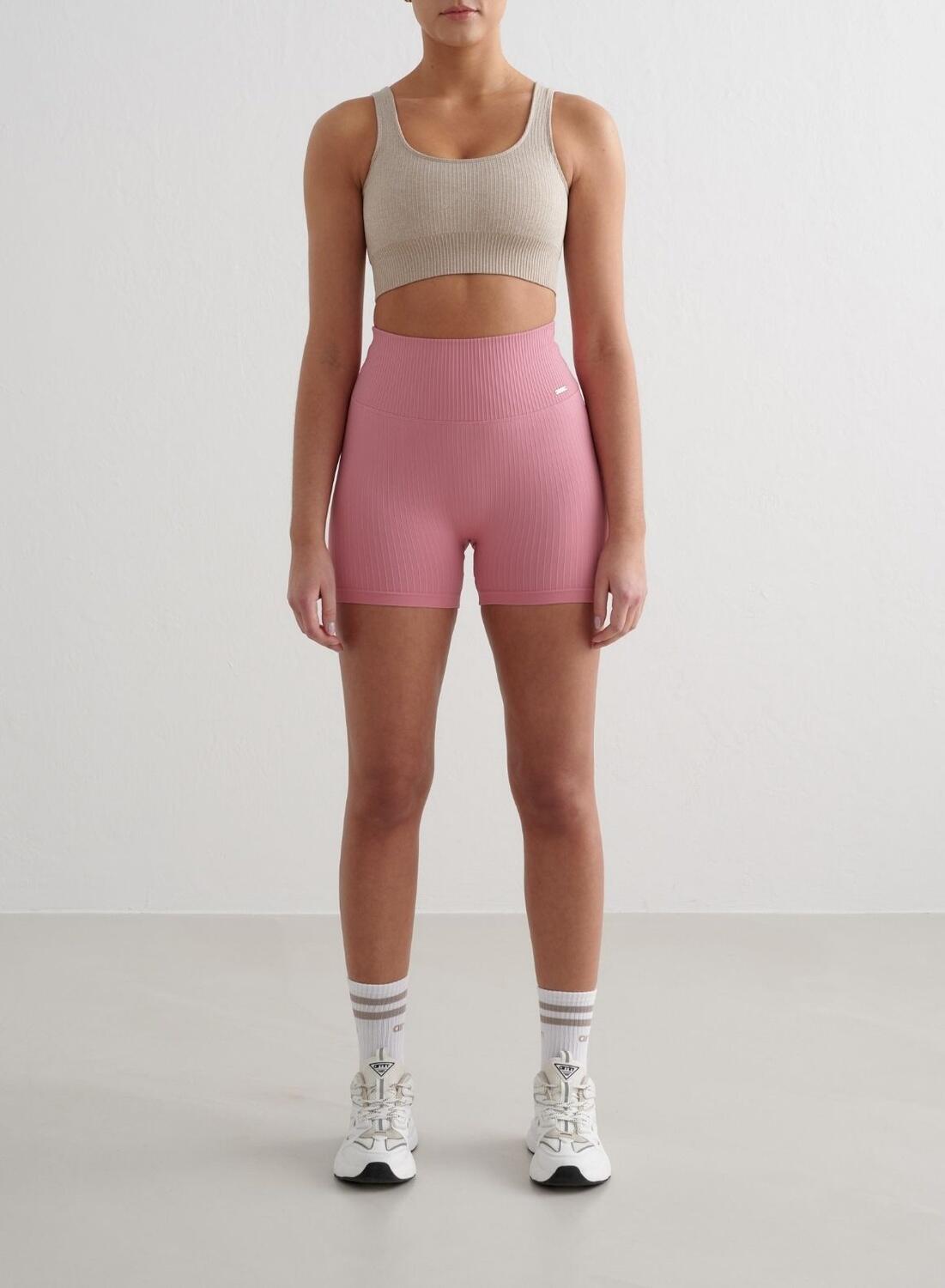 AIM'N Dames Yoga Short Midi Geribbelde Vochtafvoerend Woestijnroos