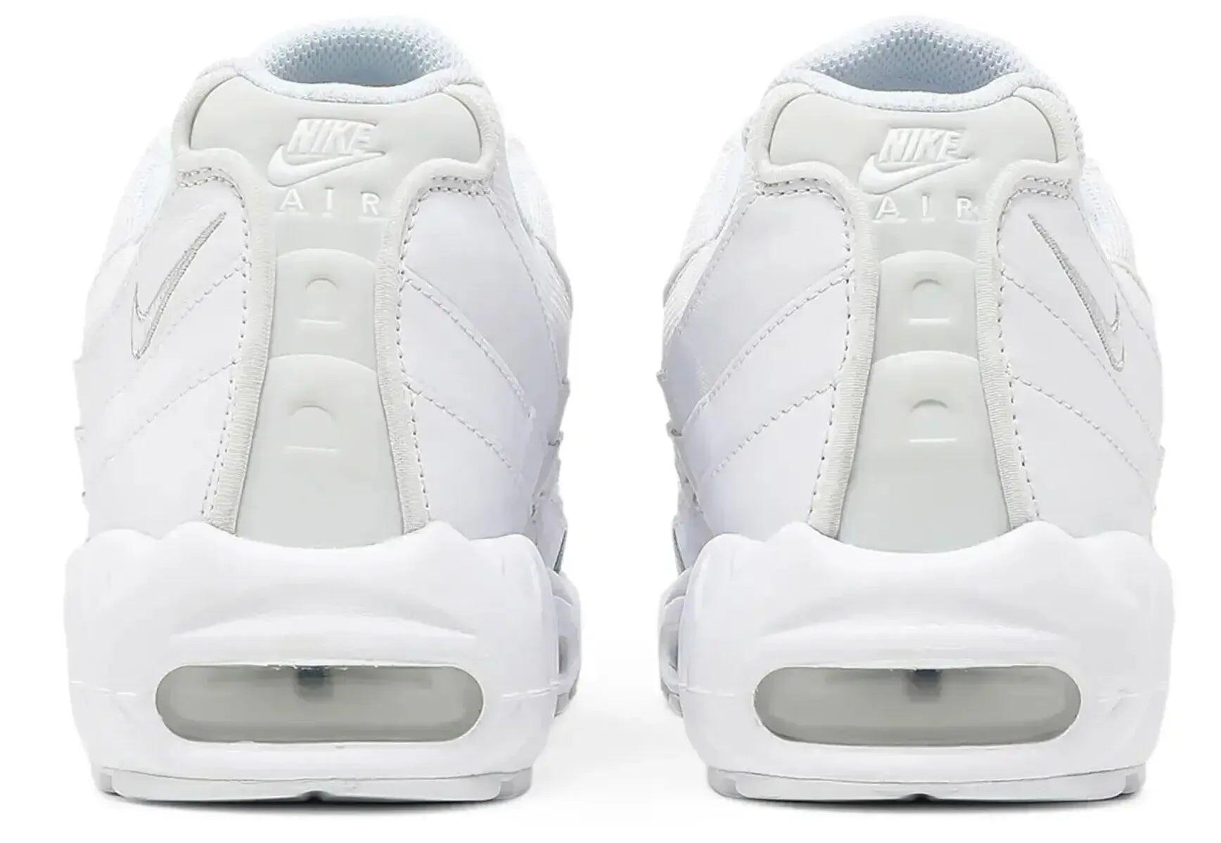 Nike Air Max 95 Triple White 3/6