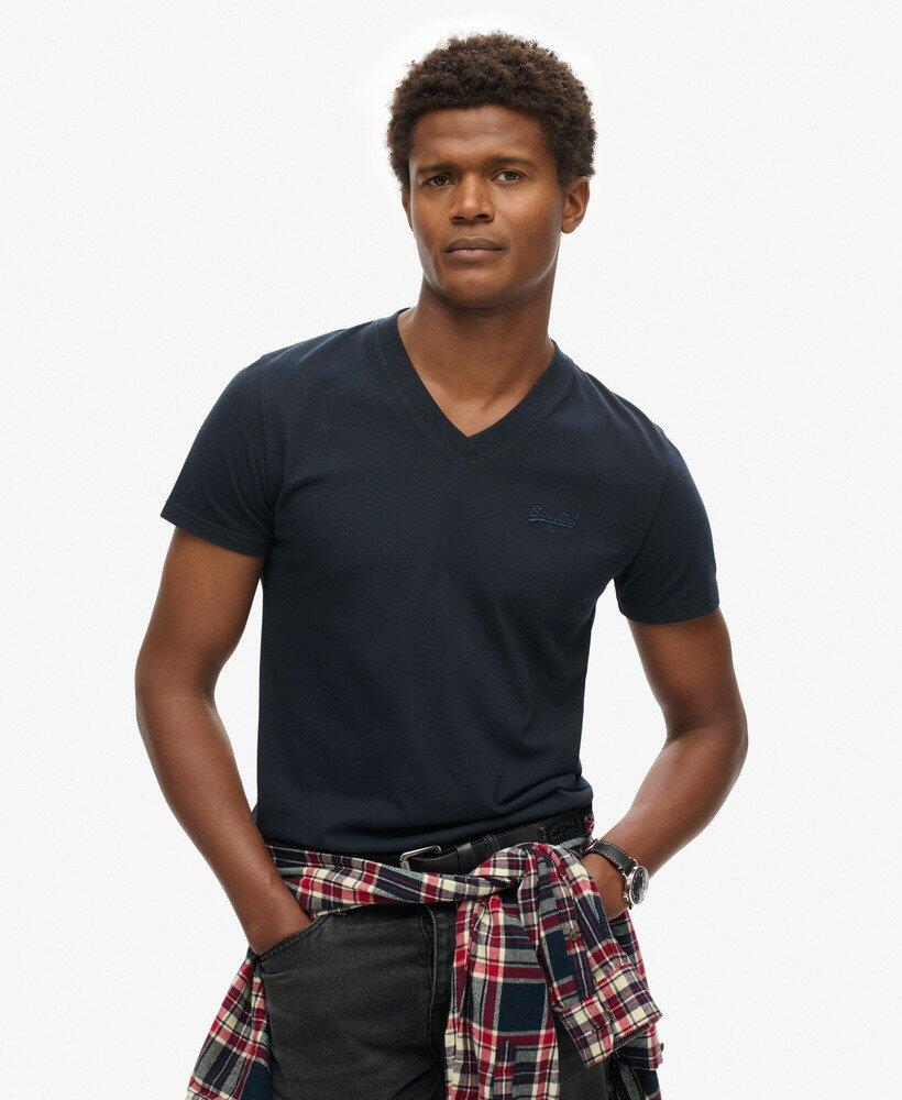 SUPERDRY picture