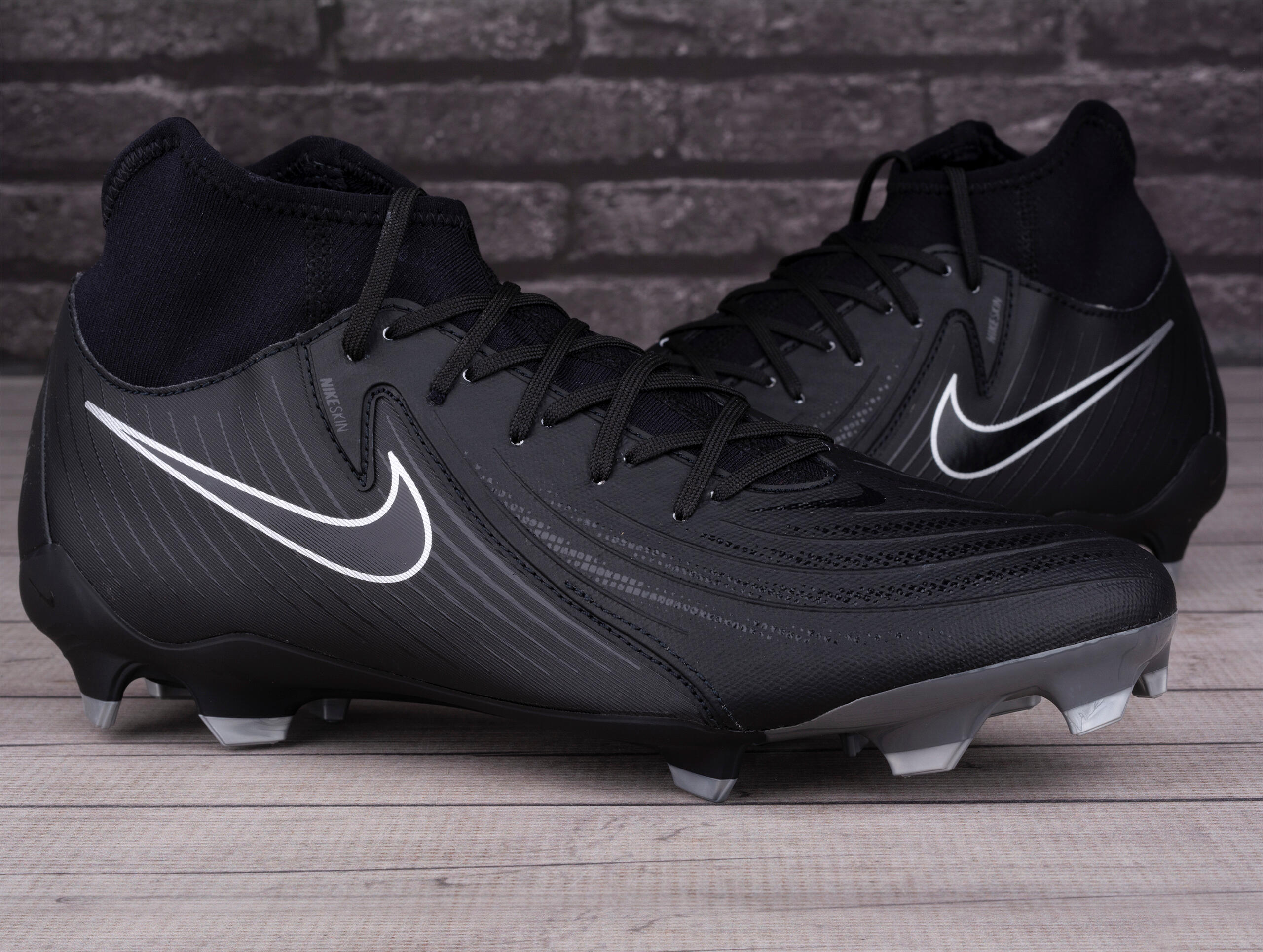 Buty męskie korki  Nike PHANTOM LUNA II ACADEMY FG MG 2/7