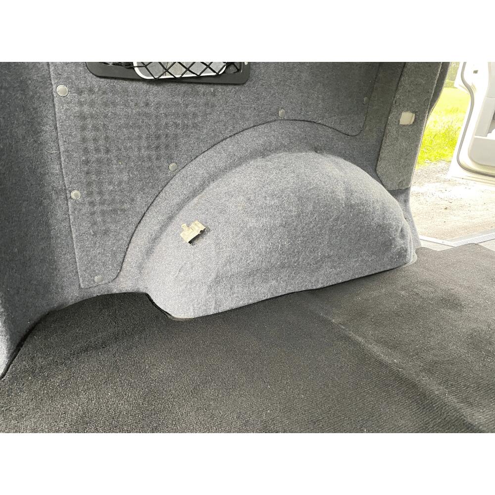 OLPRO VW T5/T6 SWB Kombi Boot Carpet 3/5