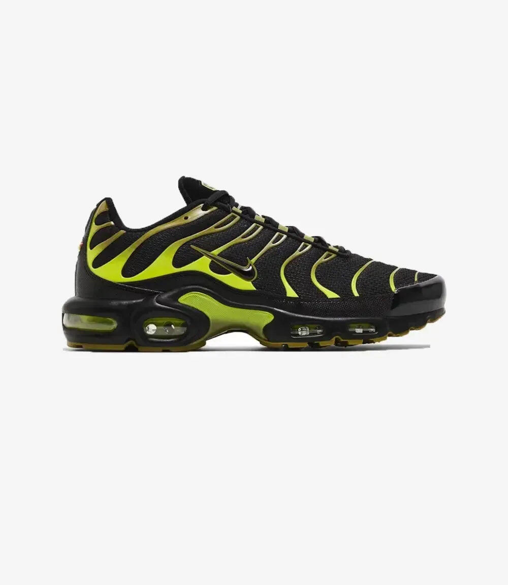 NIKE picture