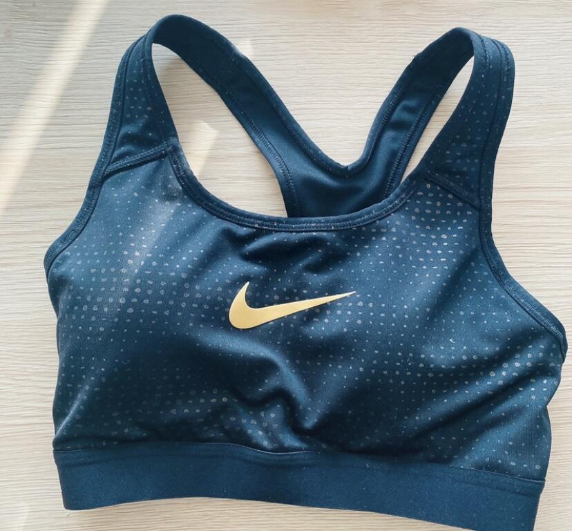 NIKE picture