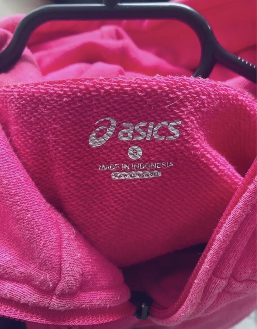 Entre Particuliers - Pull à capuche Asics 2/2