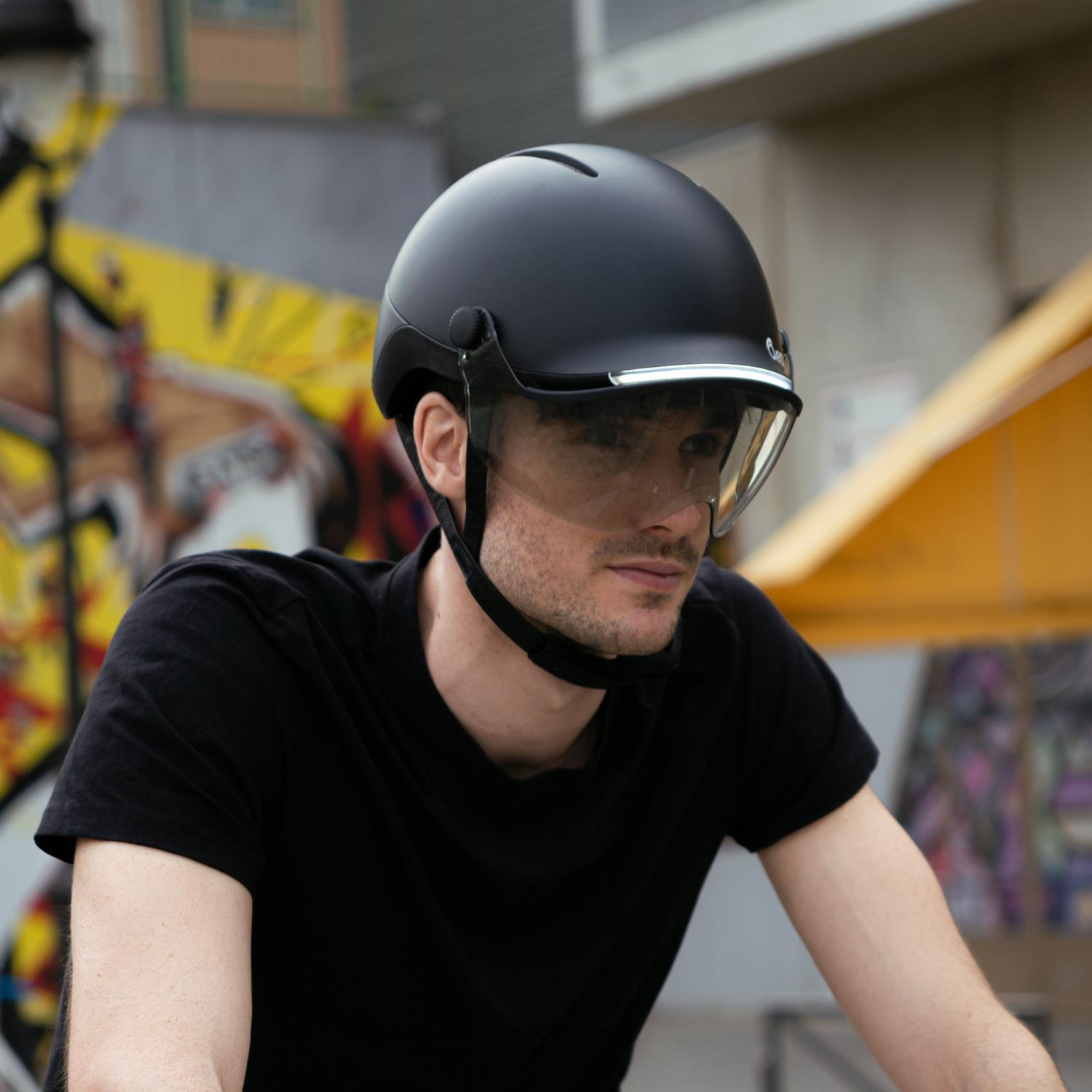 Casque LIFE avec visière - Eclairage, Clignotants, Feu stop 2/6