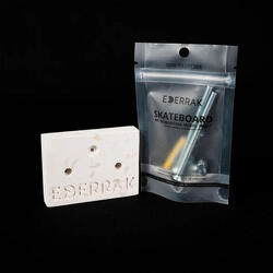 SKATEBOARD RACK - Unique et design, fabriqué plastiques recyclés