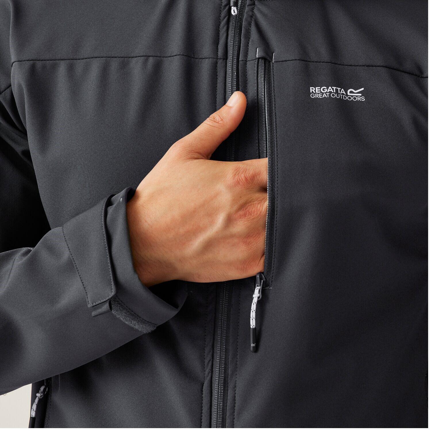 Giacca softshell da trekking Regatta Arana 6/7