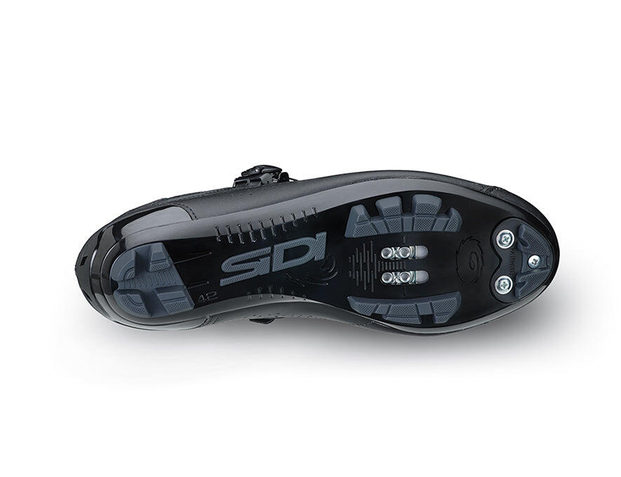EAGLE 10 schwarze/schwarze Schuhe 5/6