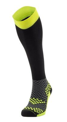 Calza tecnica resistente e versatile lunga a compressione con supporto caviglia