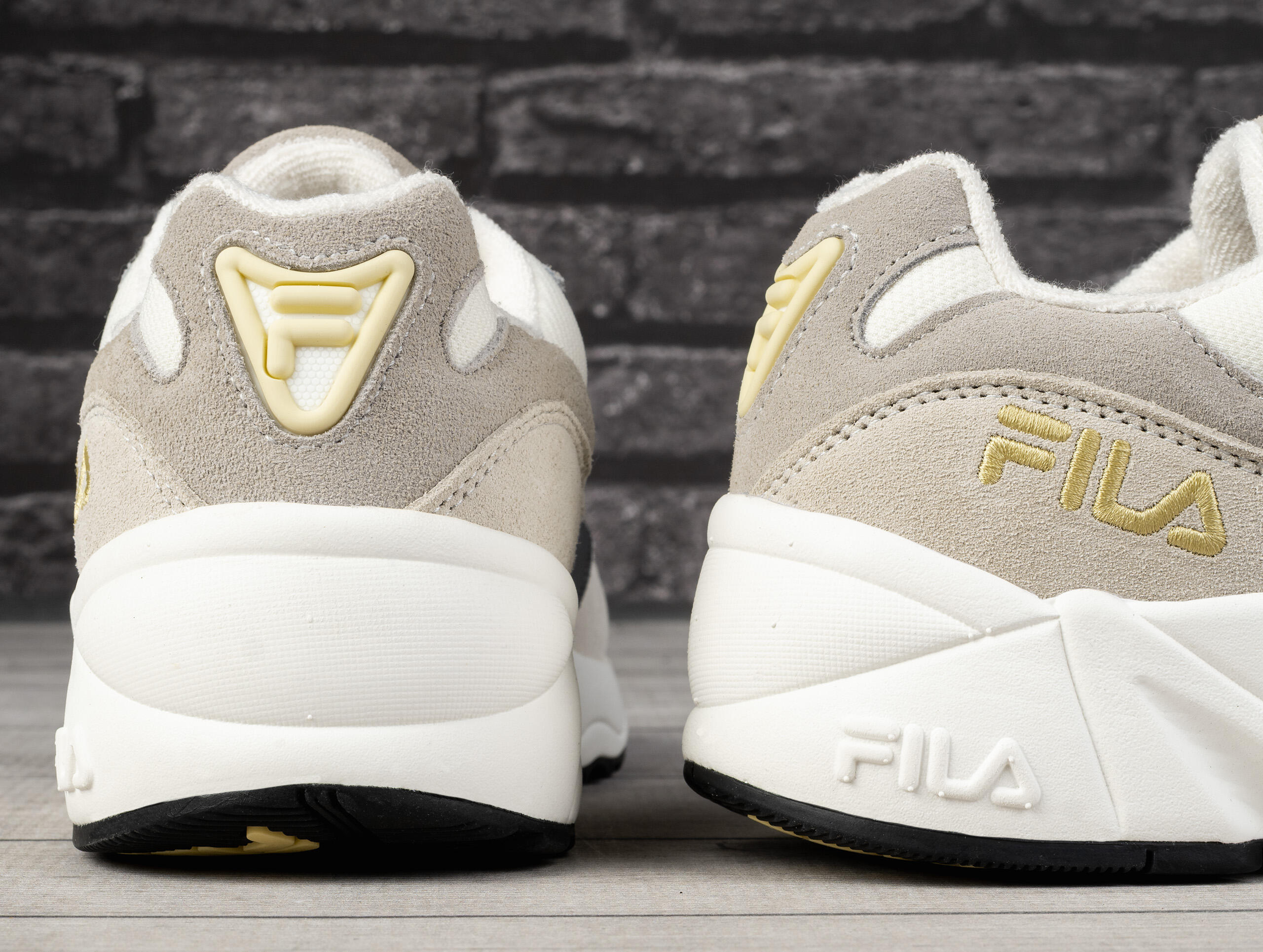Baskets Fila V94M 5/7