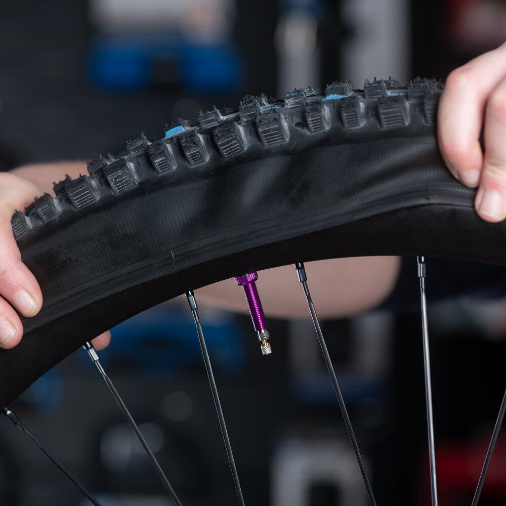 Oxford Tubeless Alloy Valve 60mm Purple 4/5