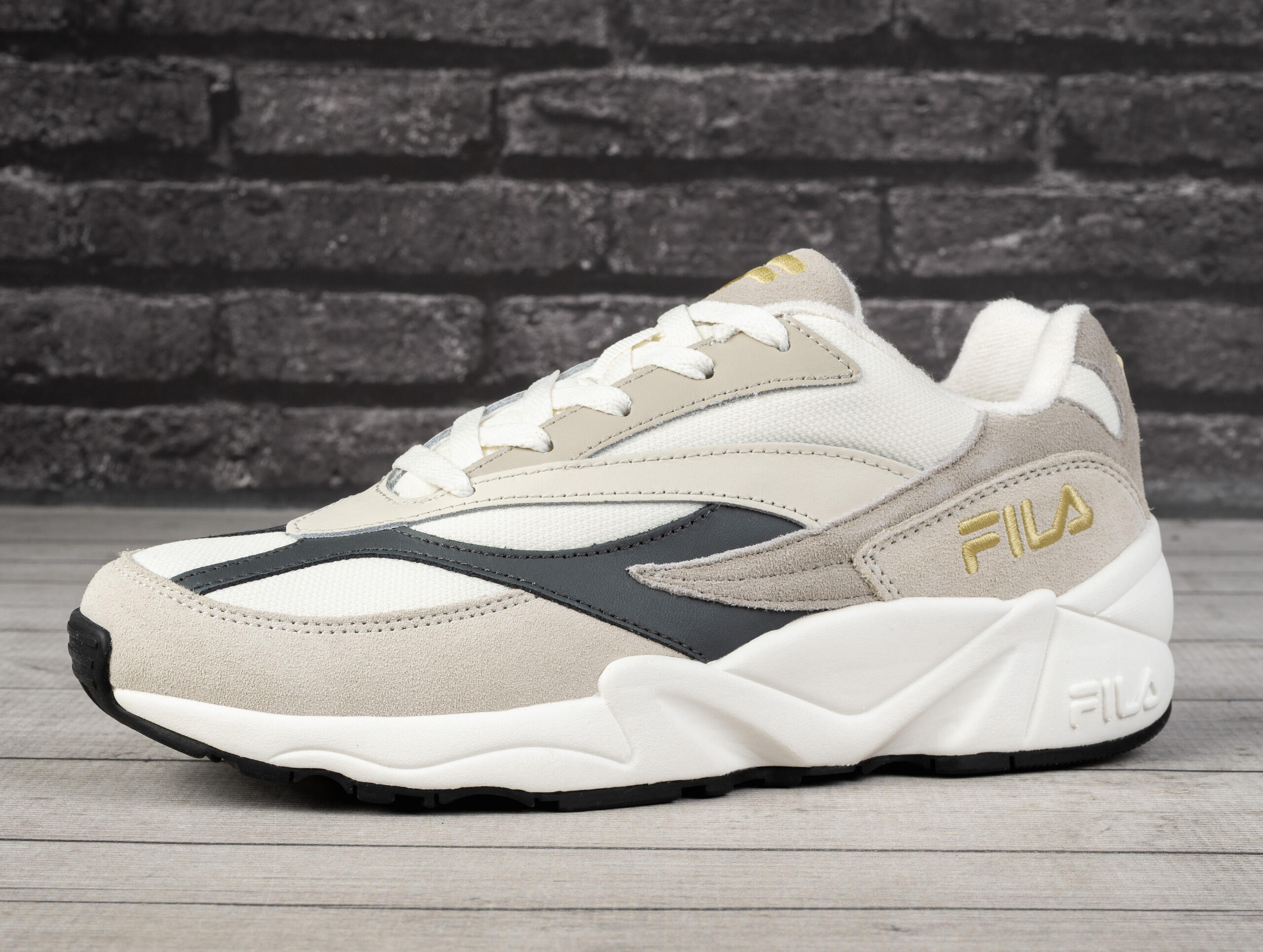 Baskets Fila V94M 4/7
