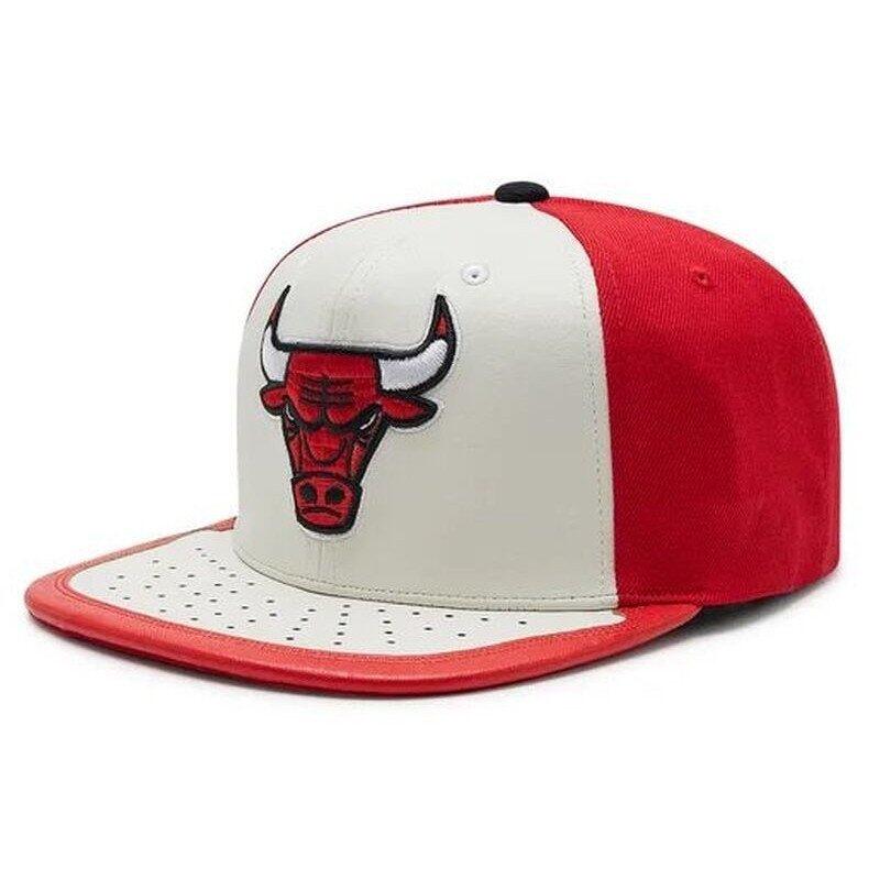 MITCHELL & NESS picture