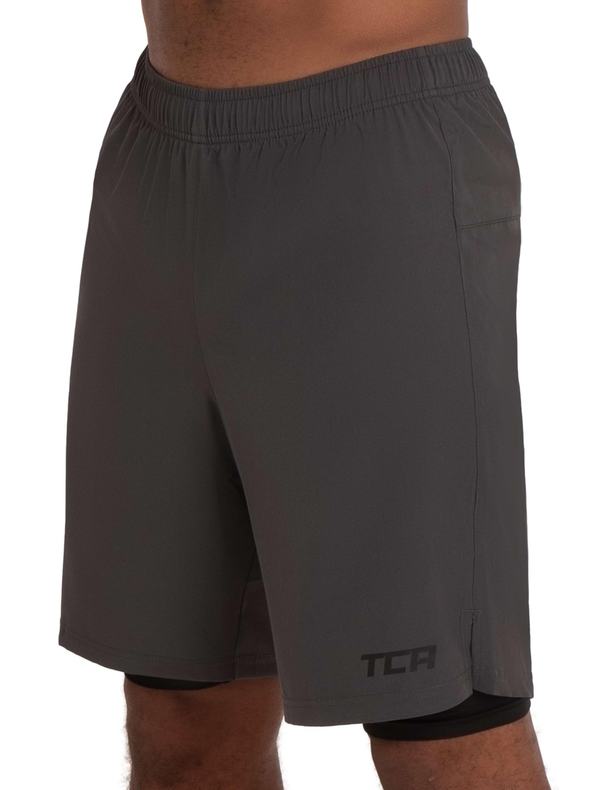 TCA Ultra Sporthose Herren kurz 2 in 1 mit Tasche - Kurze Sport Shorts