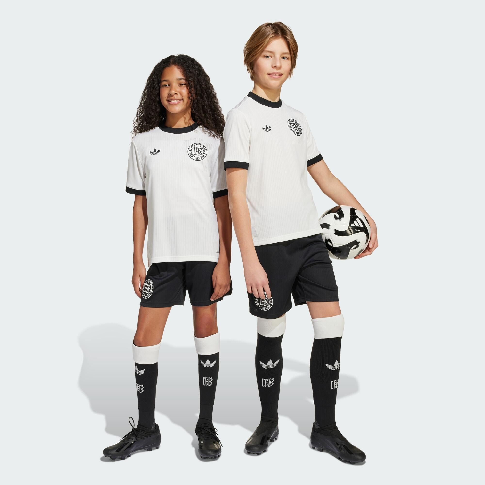 ADIDAS Šortky Germany Anniversary