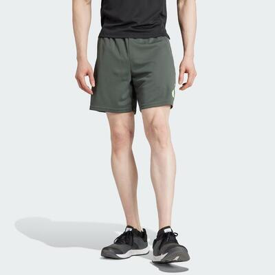 Train essentials logo training short