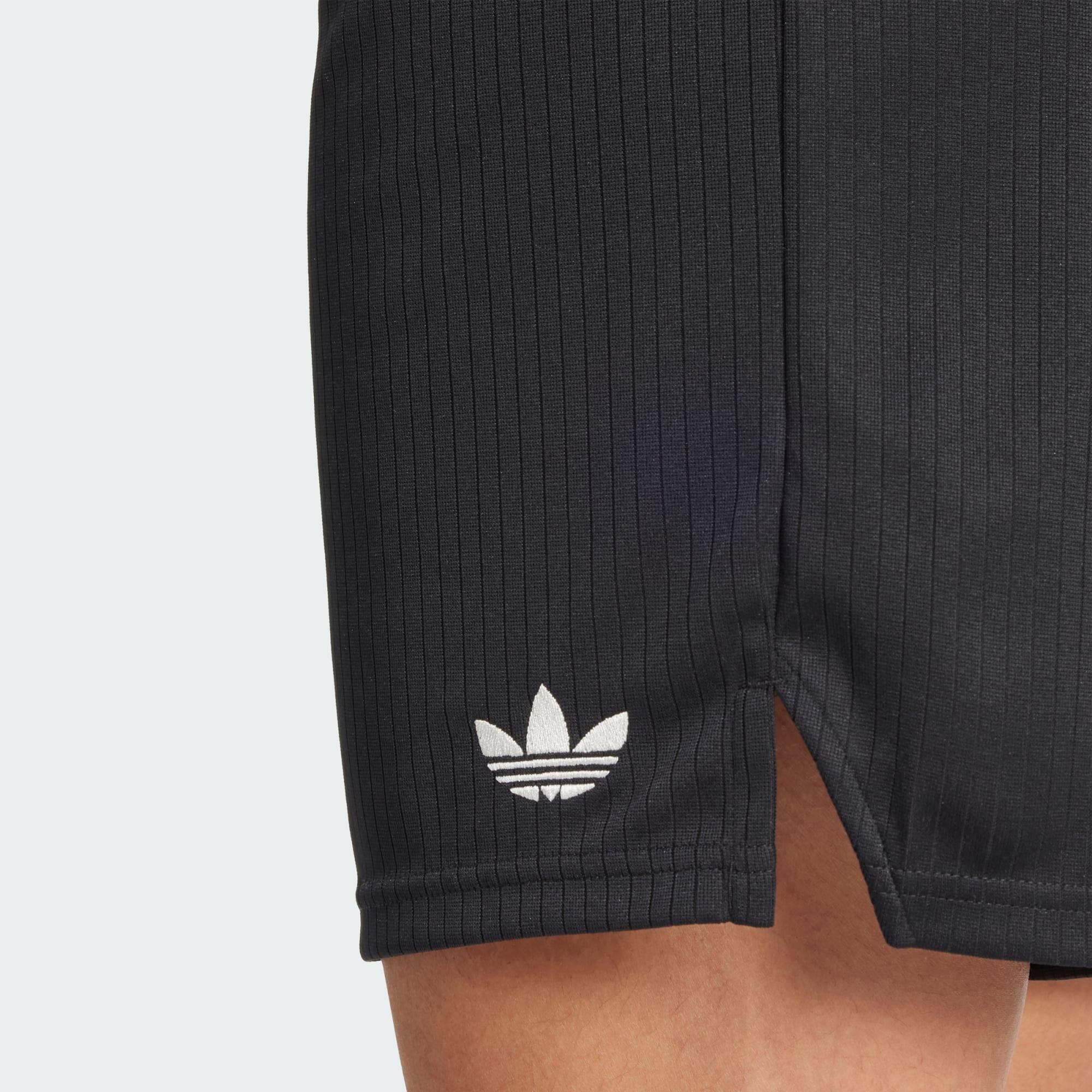 Short Anniversary Germany 6/7