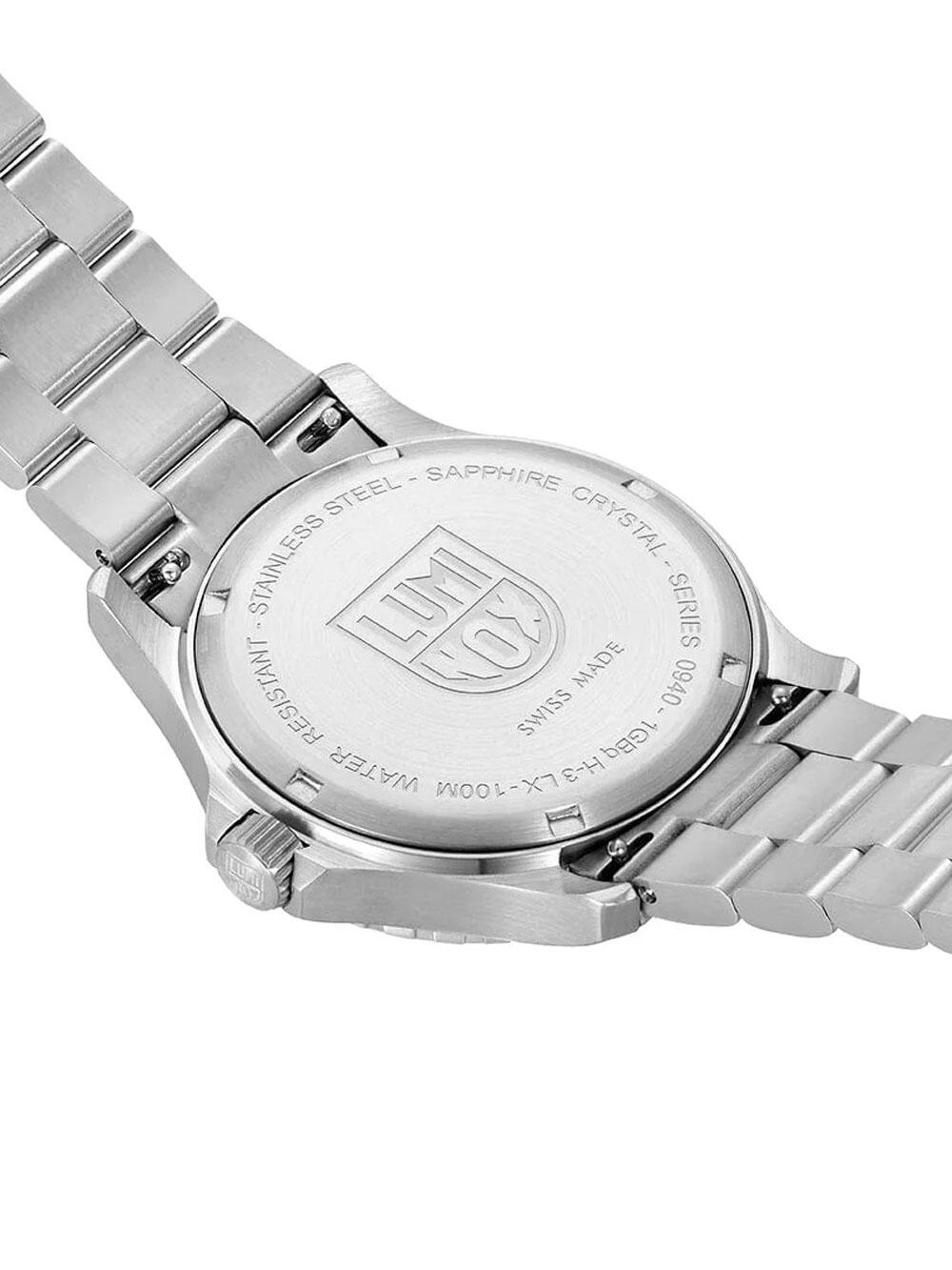 Luminox XS.0941, Quartz, 40mm, 10ATM 3/5