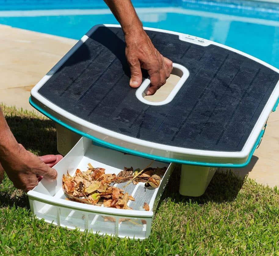 Skimmi Dolphin Robot limpador superfície piscina energia solar 4/7